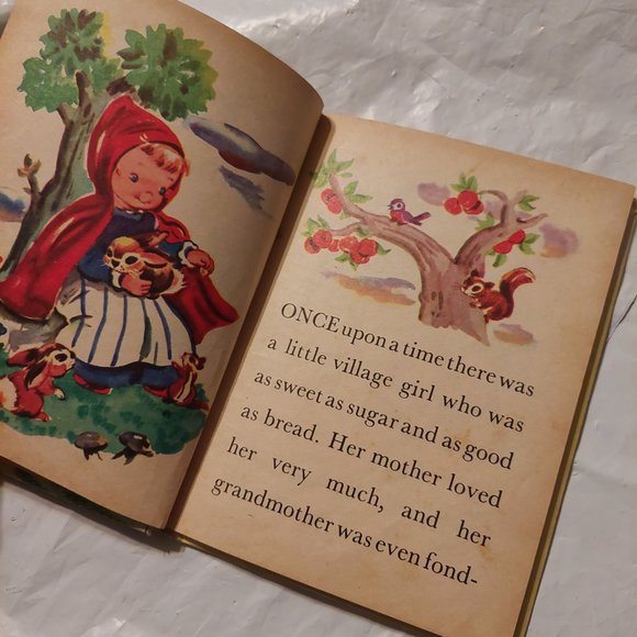 Little Red Riding Hood - Picture 4 of 5